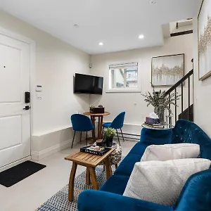 Parker Vancouver