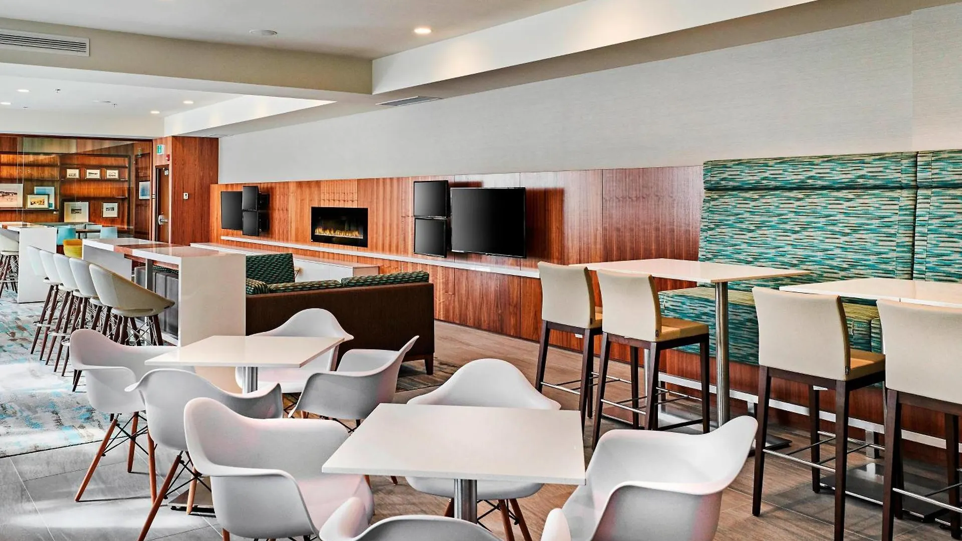 Delta Hotels By Marriott Dartmouth Canada